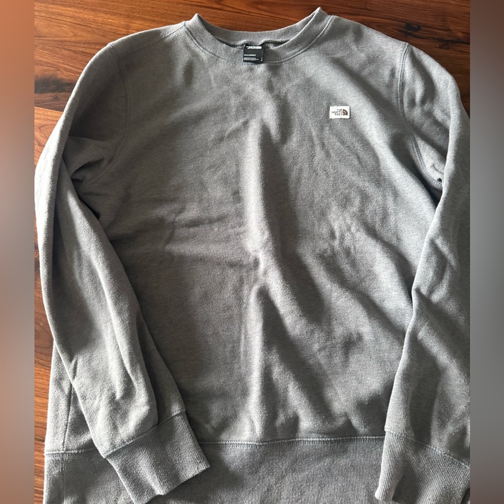 The North Face Men's Medium Grey Crewneck Sweatshirt